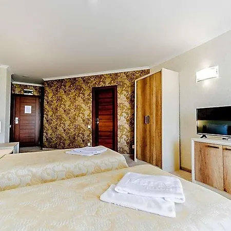 Alisa Hotel *
